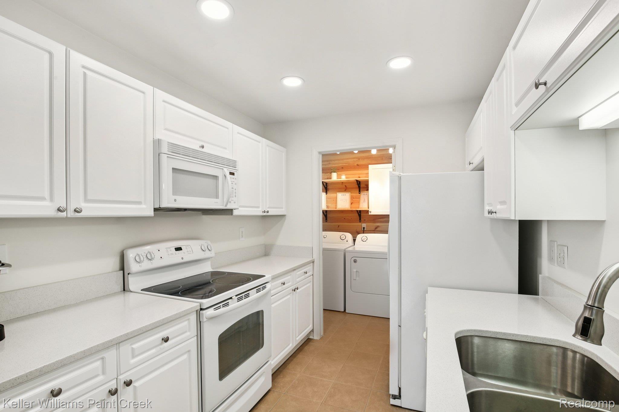 3574 Oakmonte Boulevard