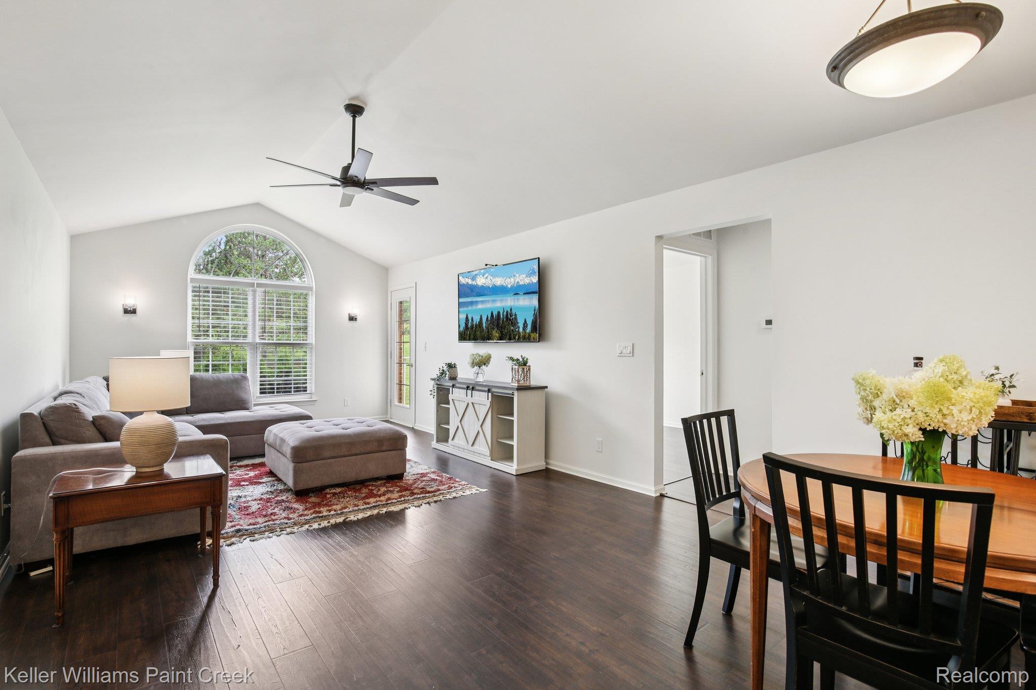 3574 Oakmonte Boulevard