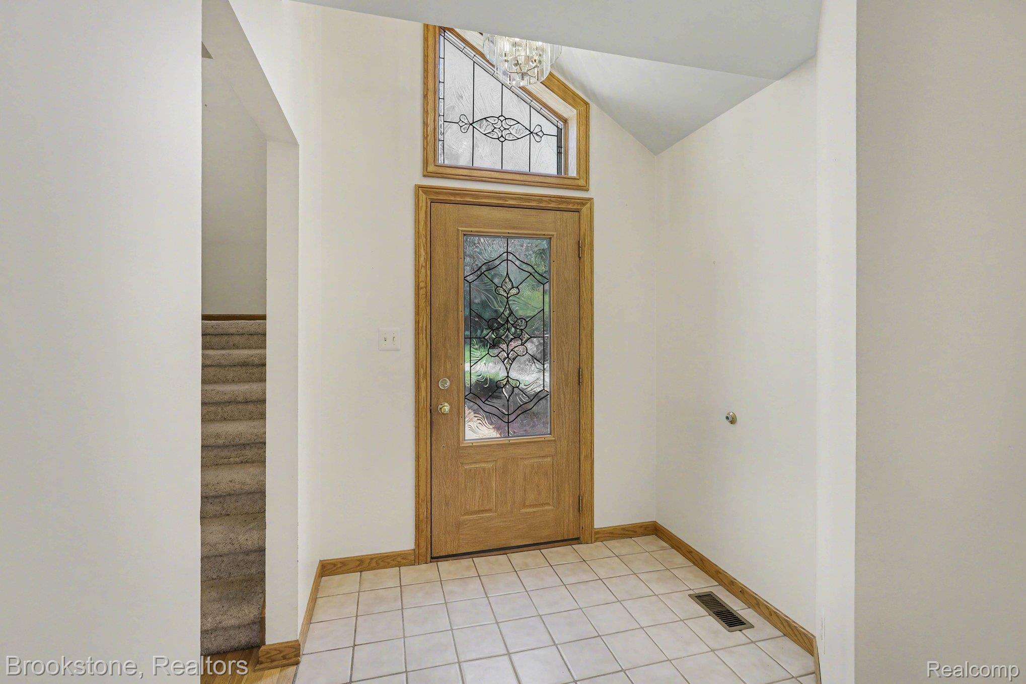3376 Rivers Edge Drive