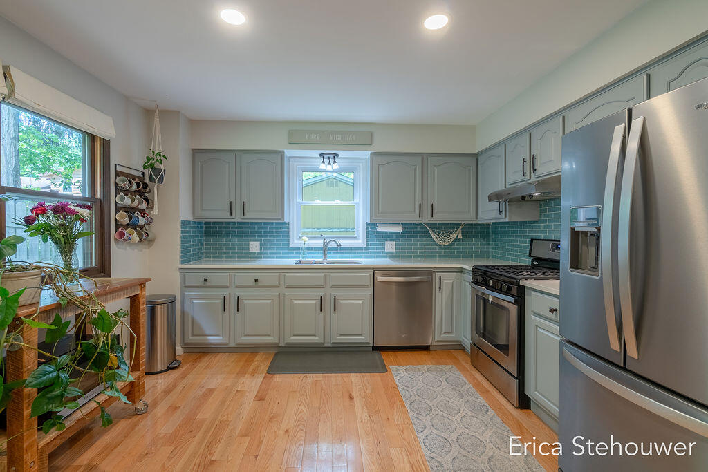 8659 Ridgecrest Court SW