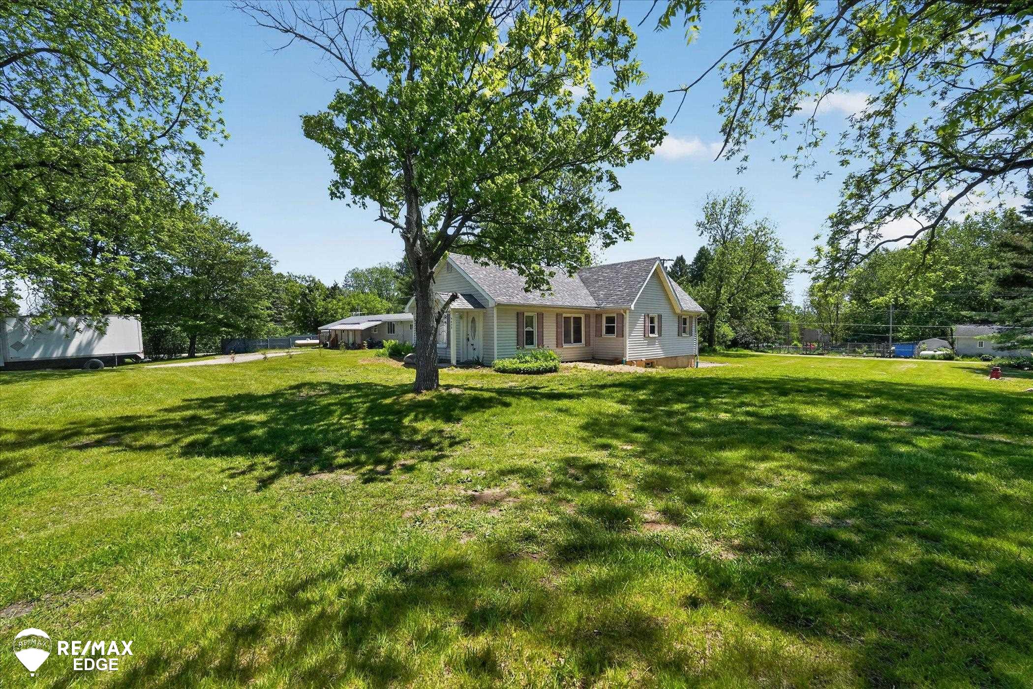 5233 Pratt Road