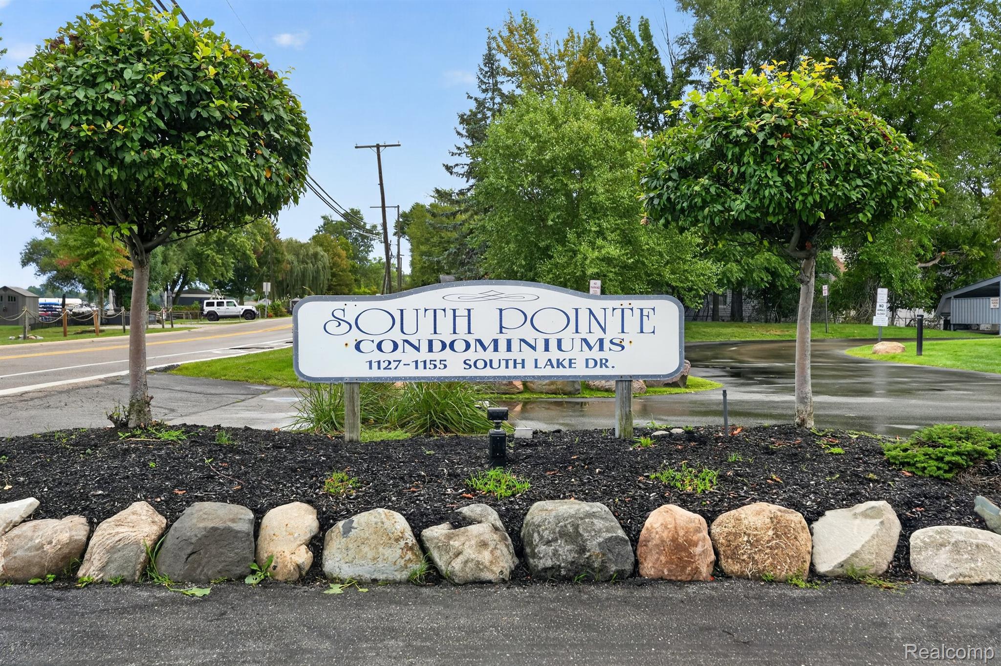 1127 South Lake Drive 117