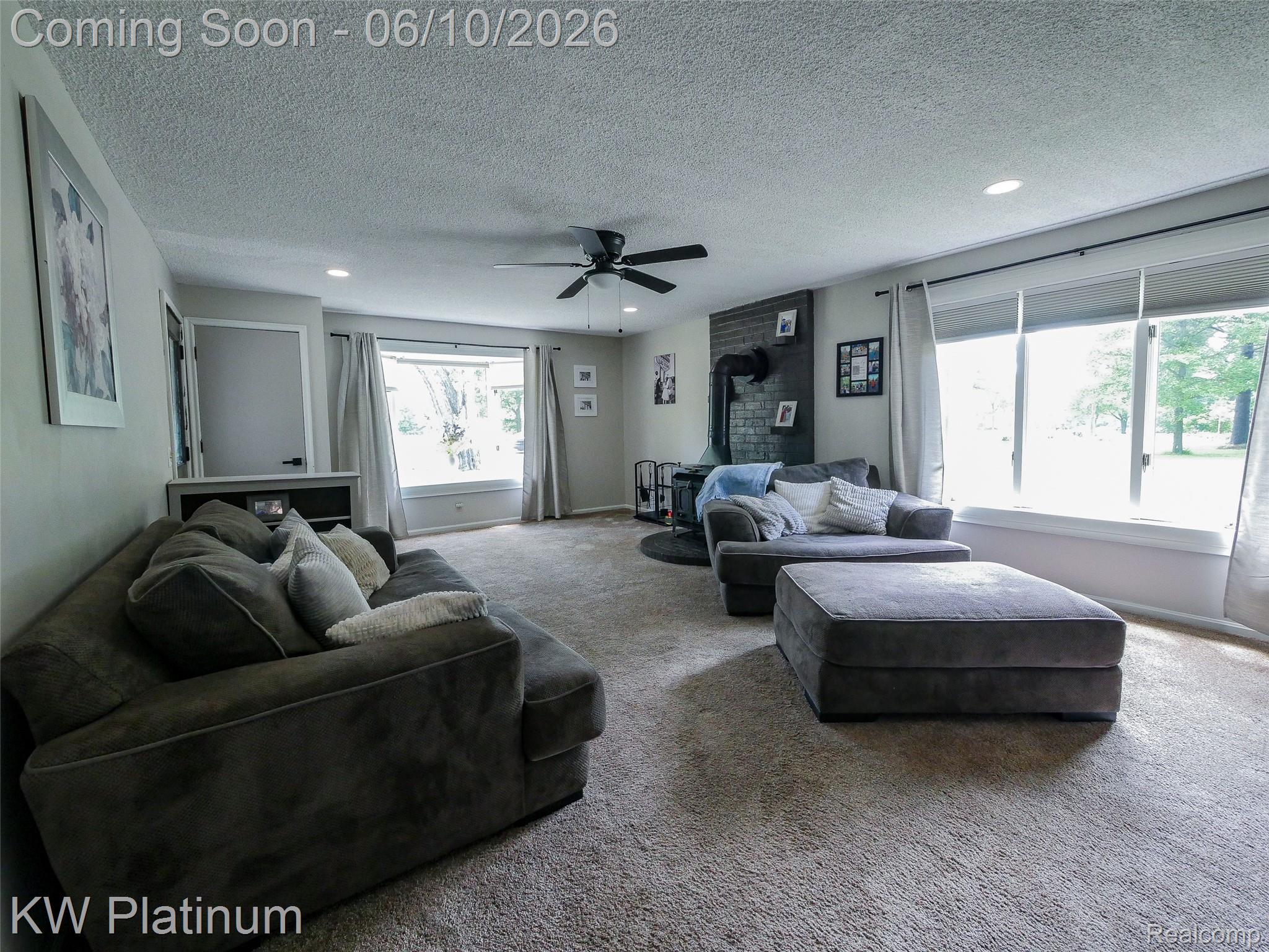 5324 Ravenswood Road