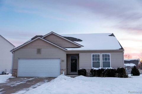 882 Primrose Lane Milan City MI 48160