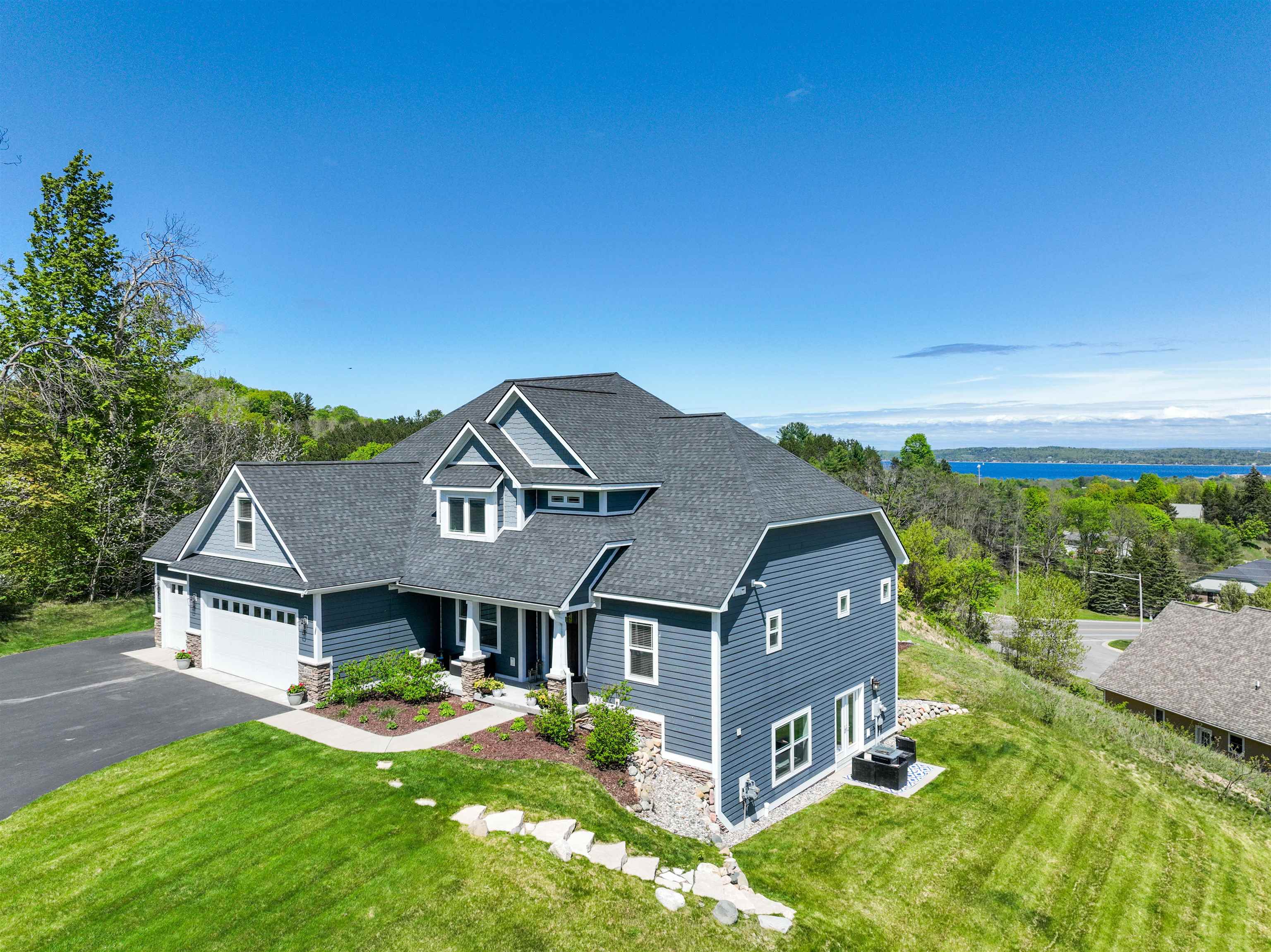 4344 Buteo Drive