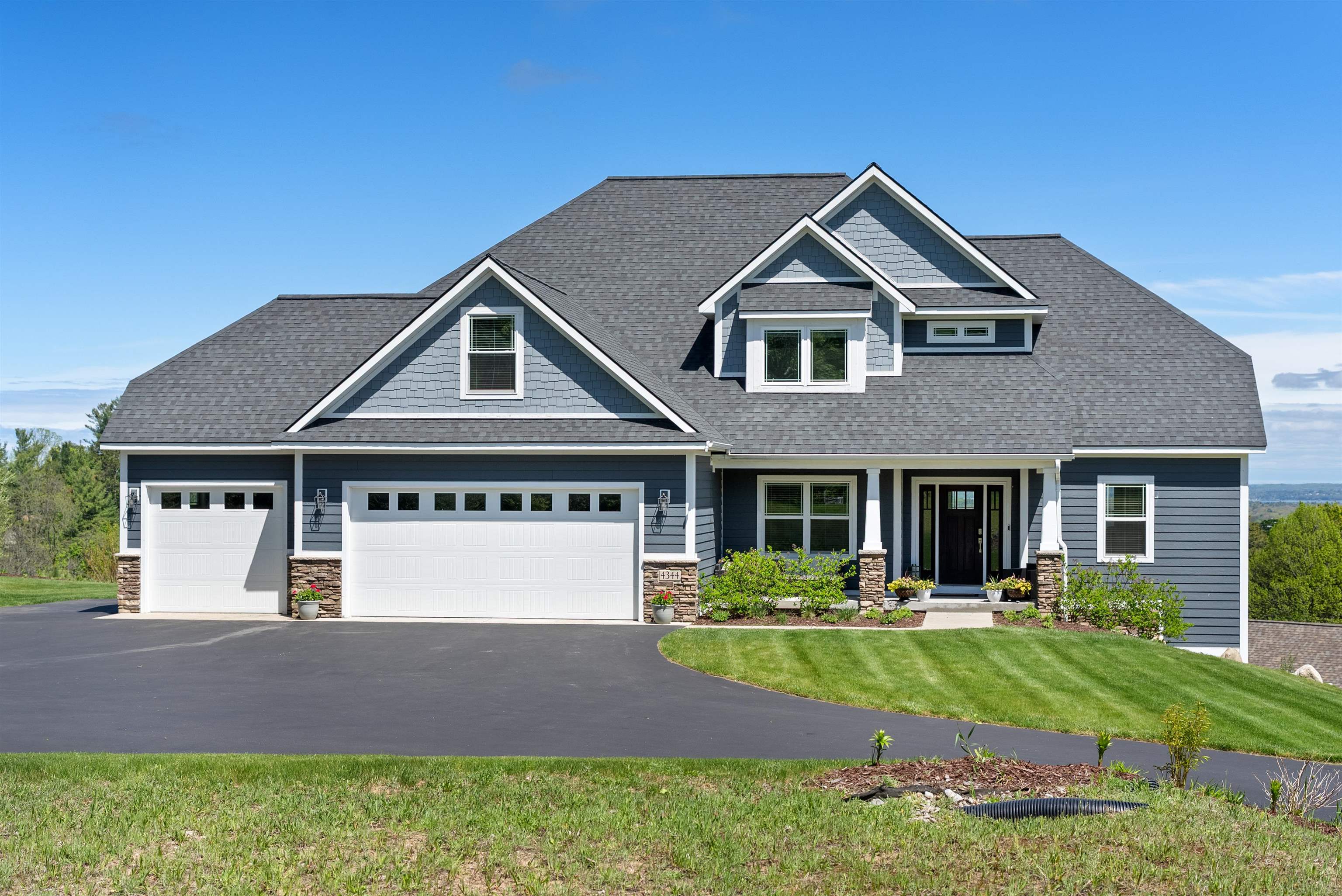 4344 Buteo Drive