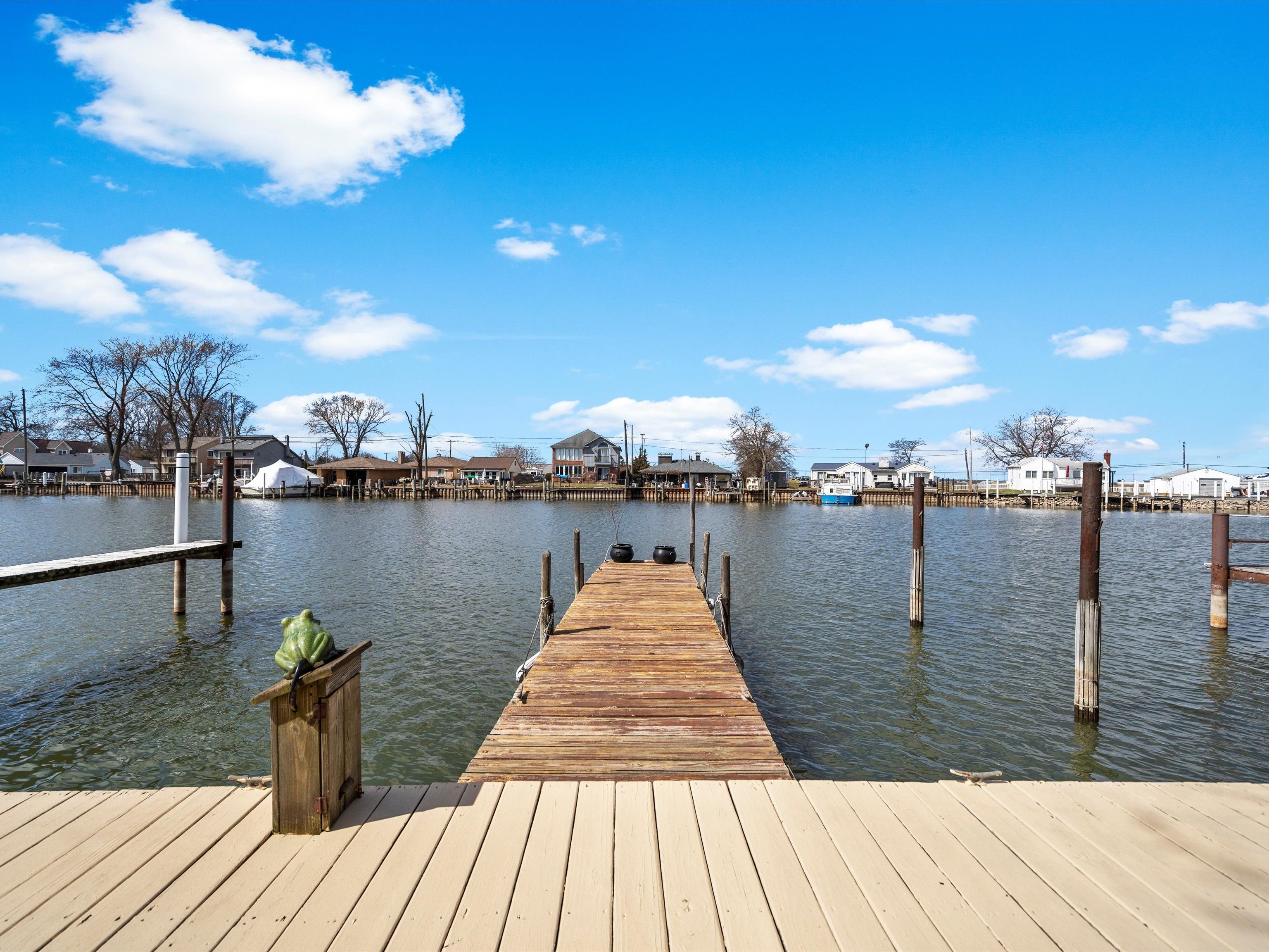29819 RIVERSIDE BAY