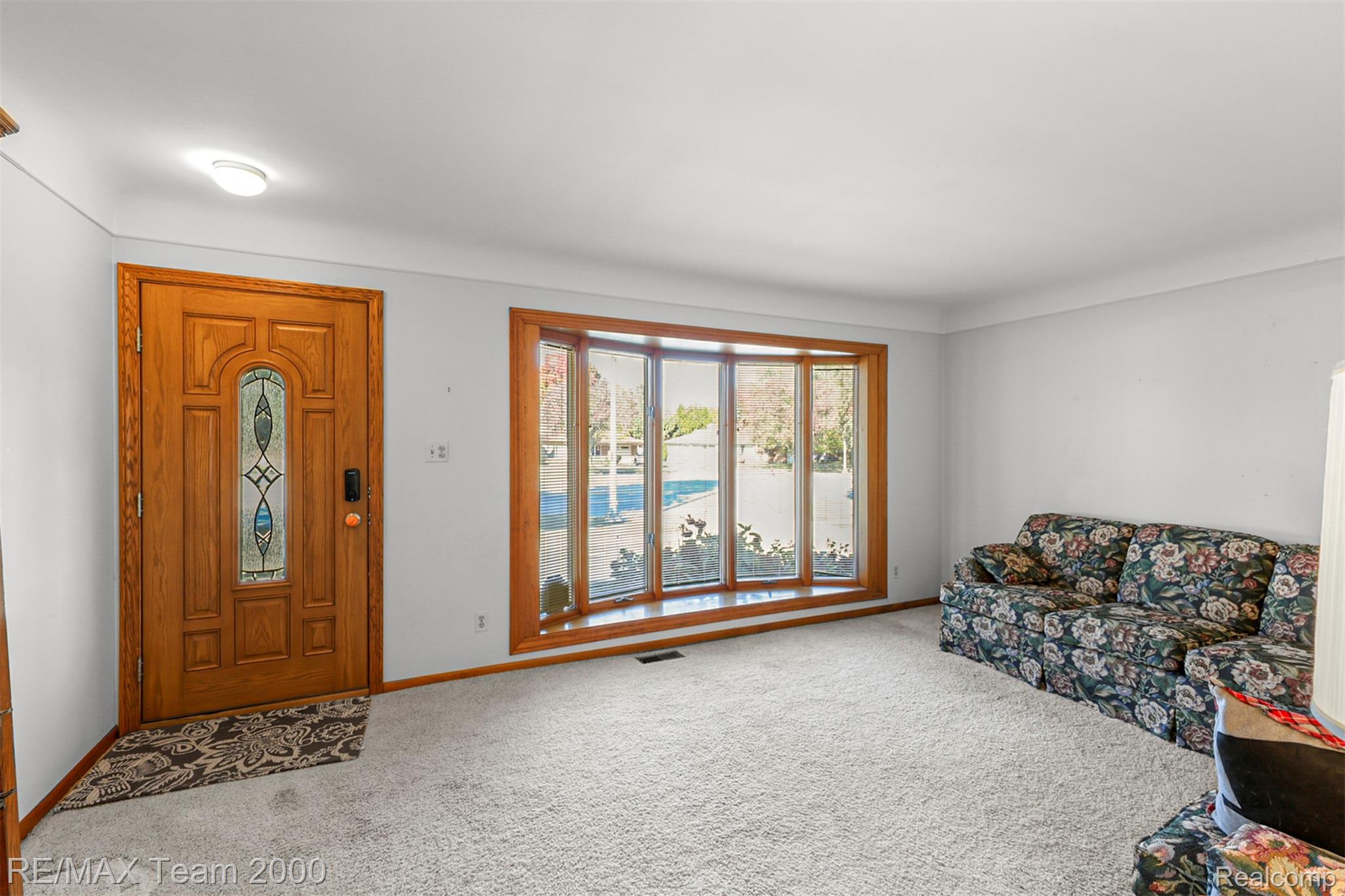 26511 W Warren Street