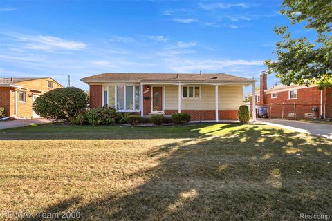 26511 W Warren Street Dearborn Heights City MI 48127