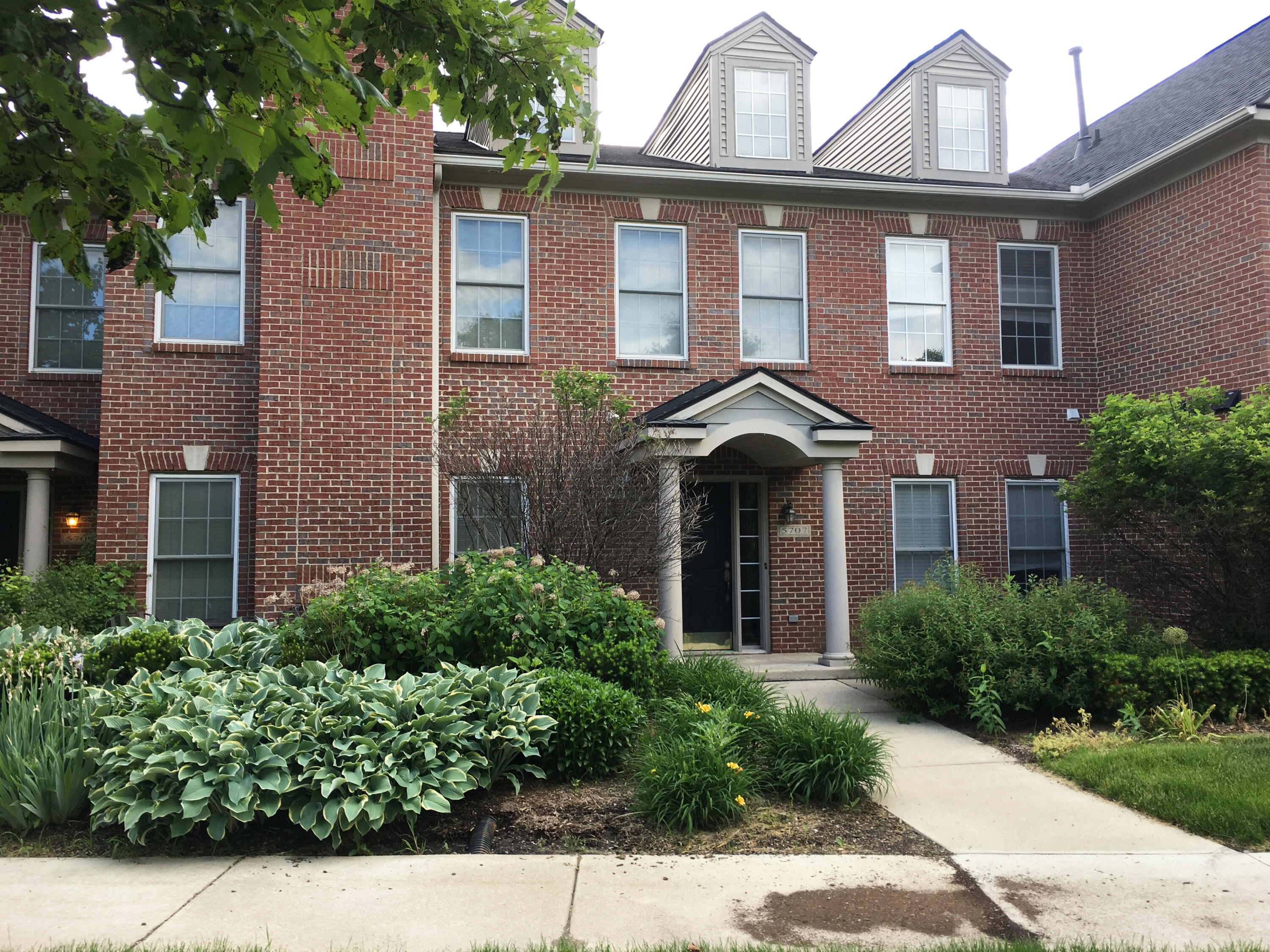 5707 Hampshire Lane 68