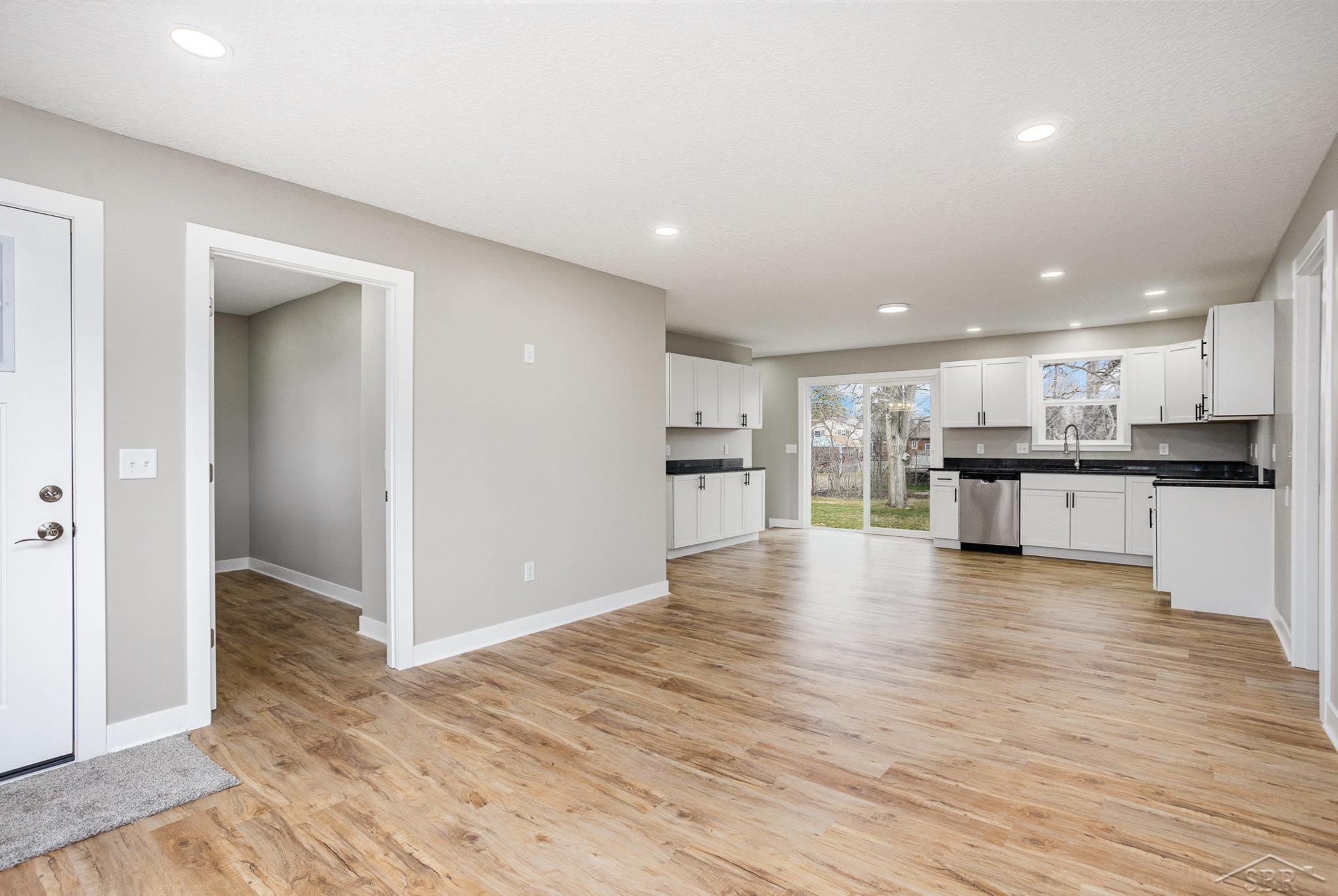 CarrolltonTownship_Saginaw, Michigan 48604, United States, 3 Bedrooms Bedrooms, ,2 BathroomsBathrooms,Residential,Active,95818