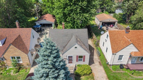 Photo of 25948 McDonald Street, Dearborn Heights City, MI 48125 (MLS # 20261077828)