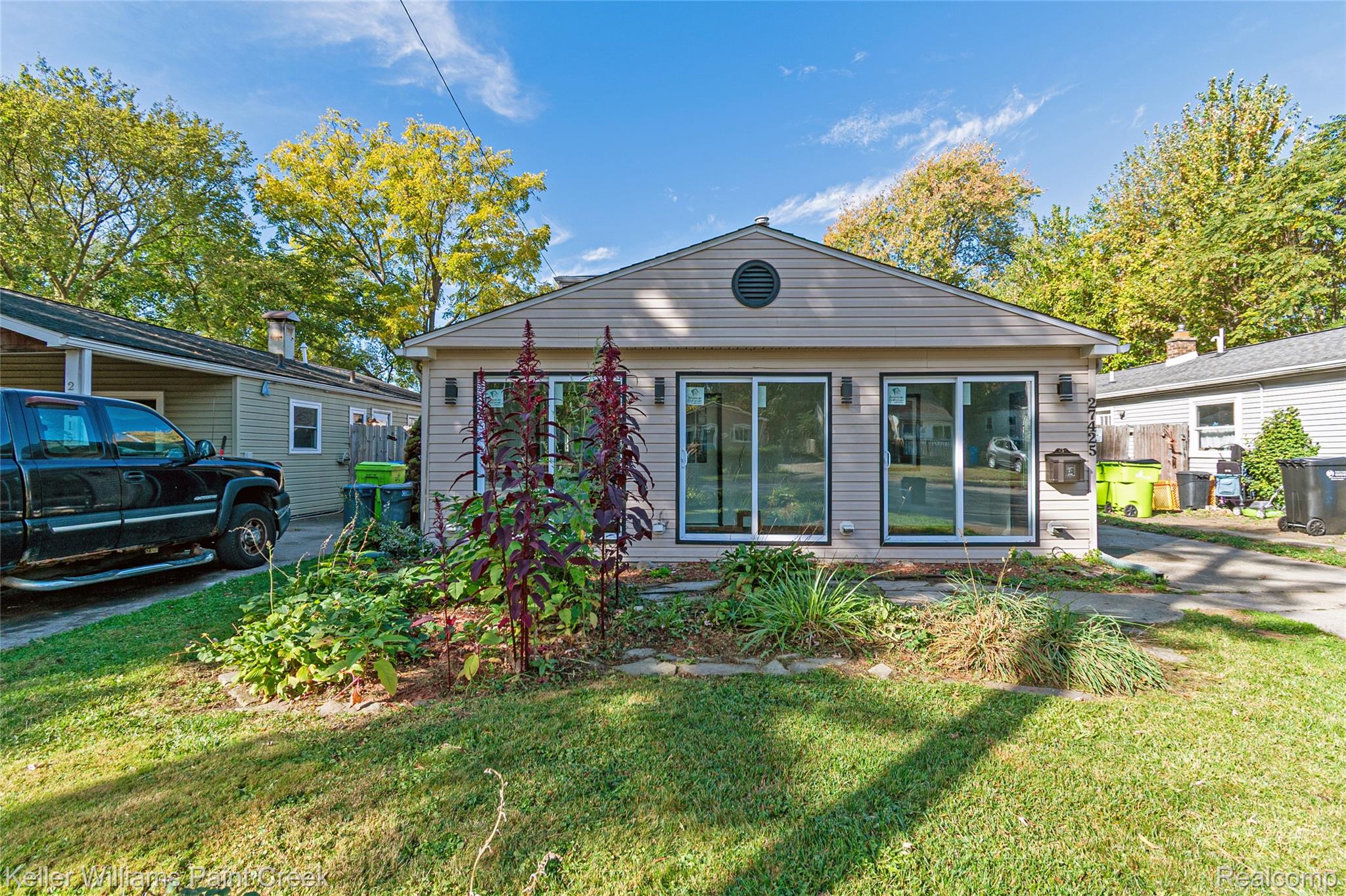 27425 Townley Street