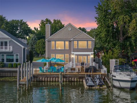Photo of 31860 N River Road, Harrison Charter Township, MI 48045 (MLS # 20251031447)