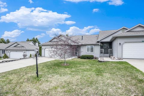 12074 S Elk Ridge Drive Elmwood Charter Township Leelanau MI 49684