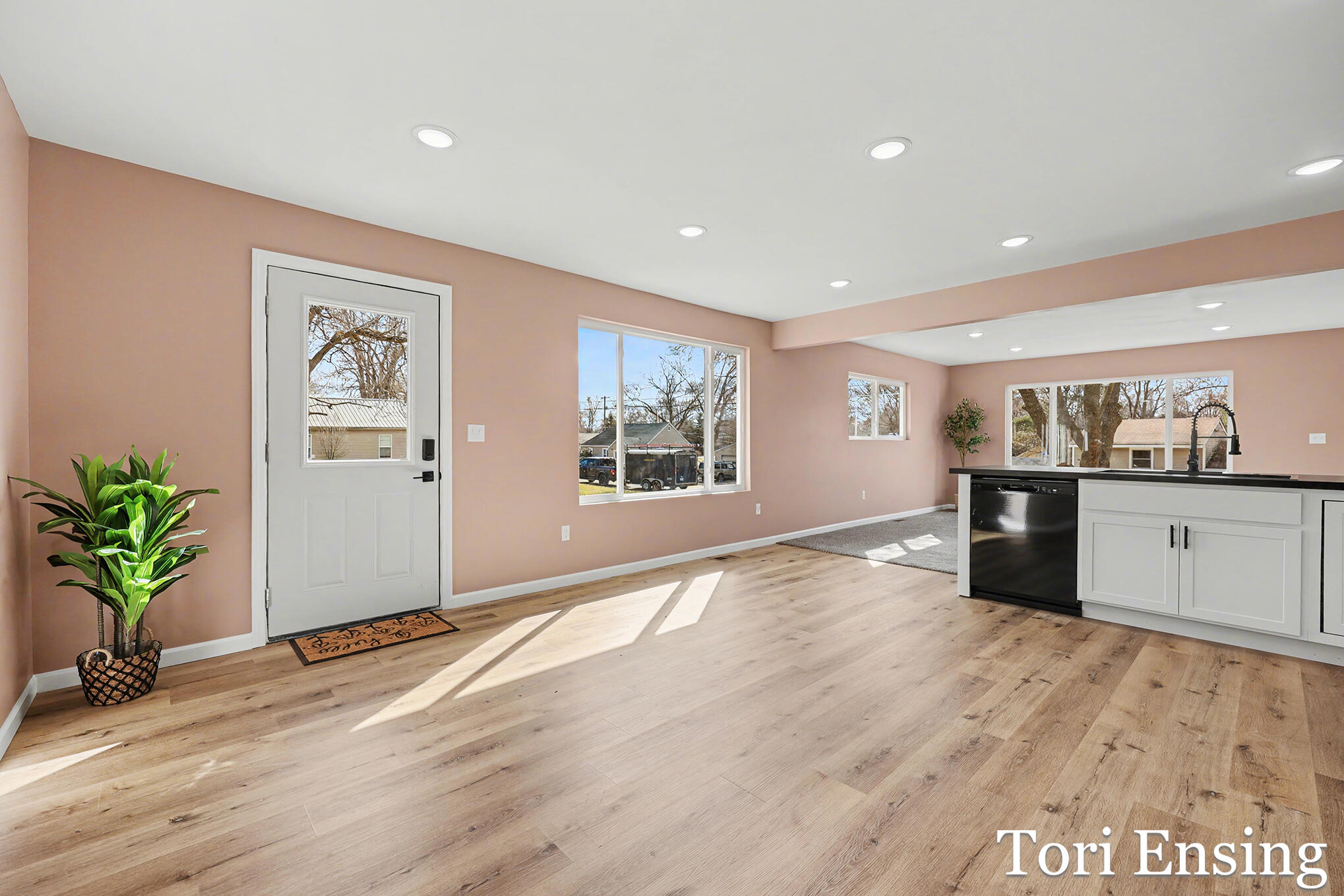 914 N Edgewood Street