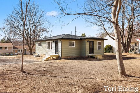 914 N Edgewood Street Greenville City MI 48838