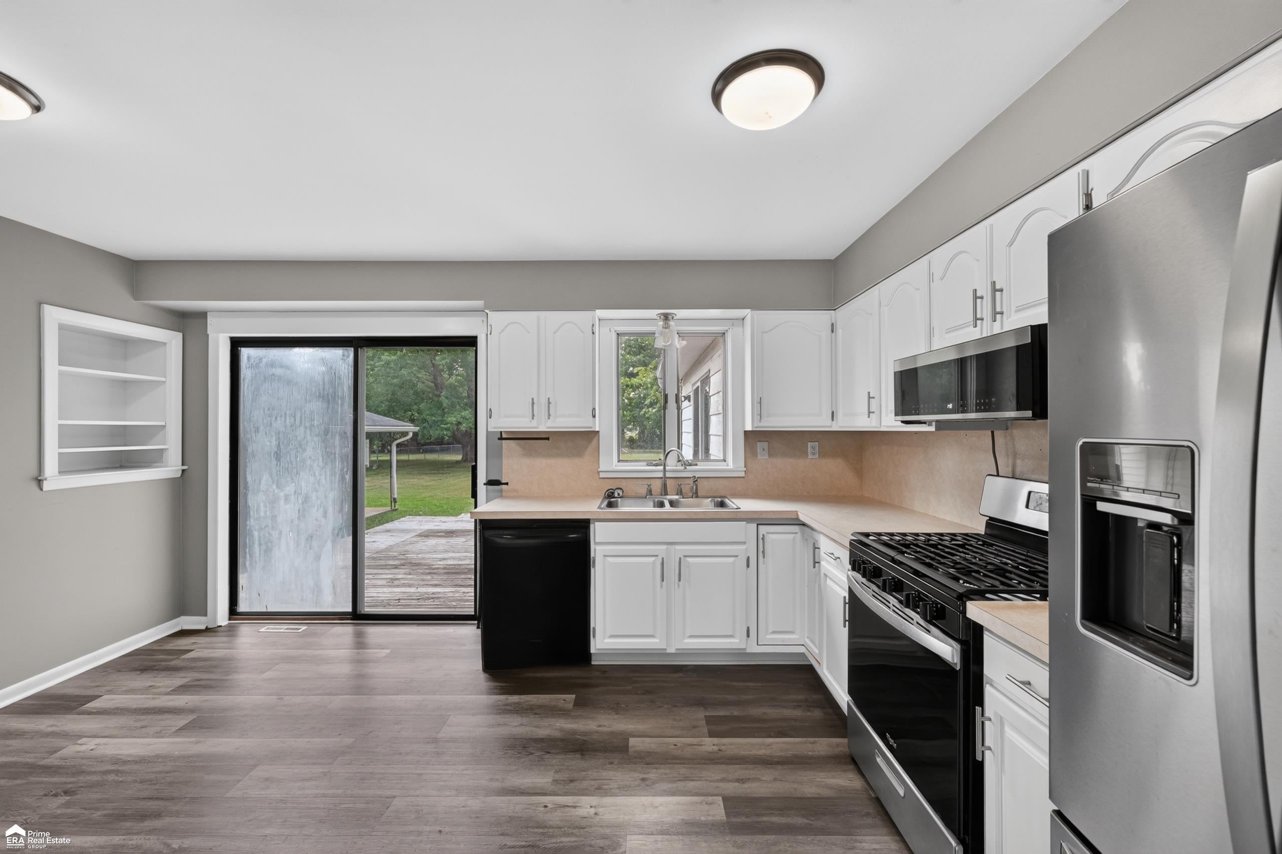 5286 Roberts Drive