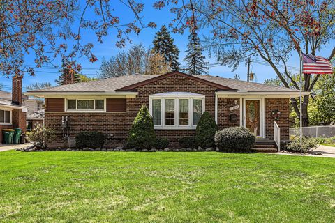 33265 CLOVERDALE Avenue Farmington City Oakland MI 48336