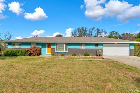 6710 Laurelton Village Of Clarkston City MI 48346