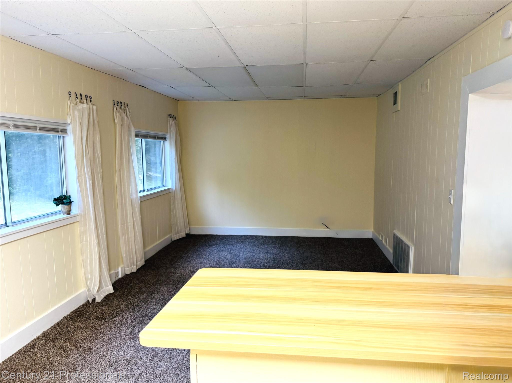 8041 Bridge Lake Road