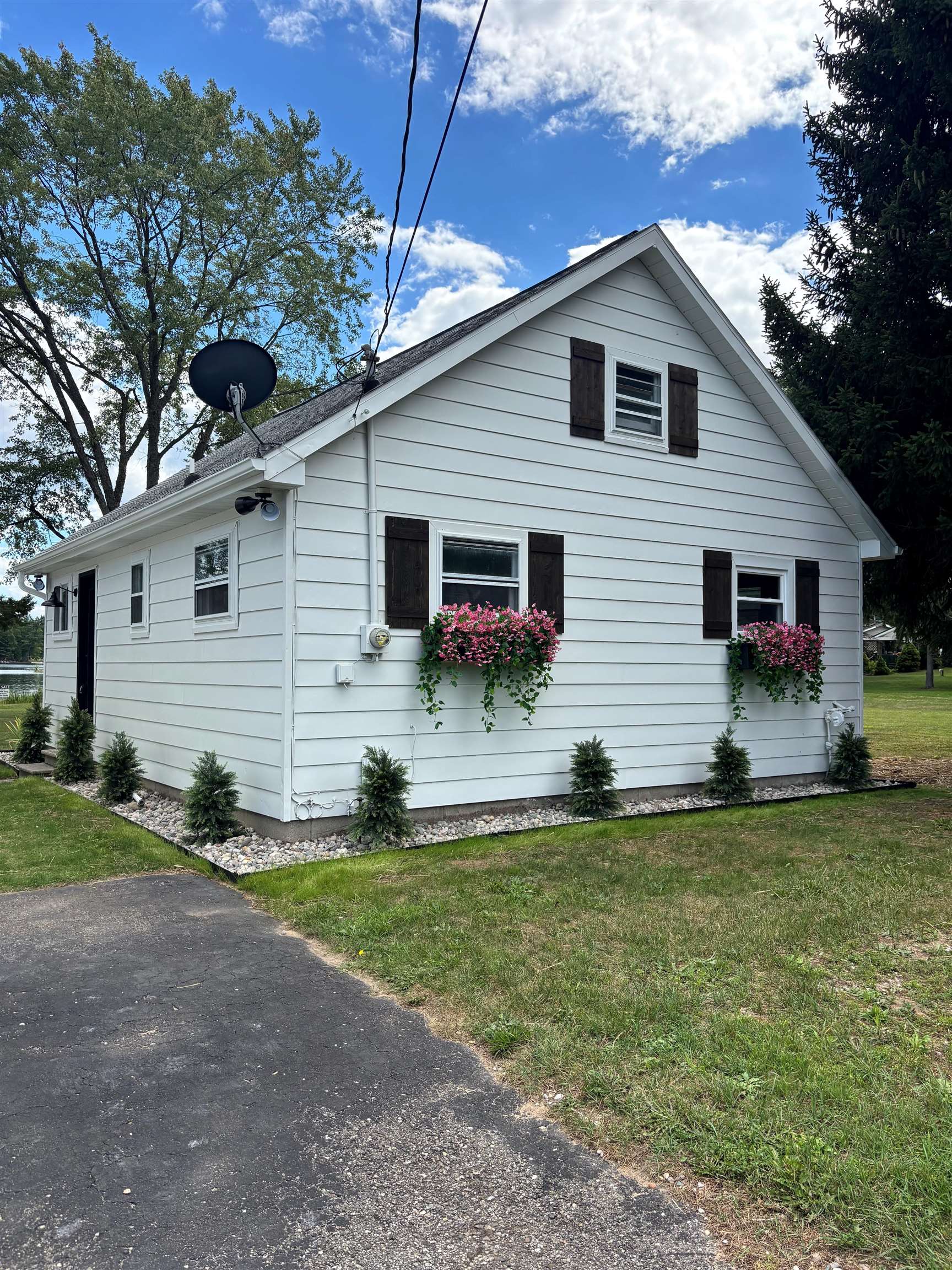 3091 W Huckleberry Trail