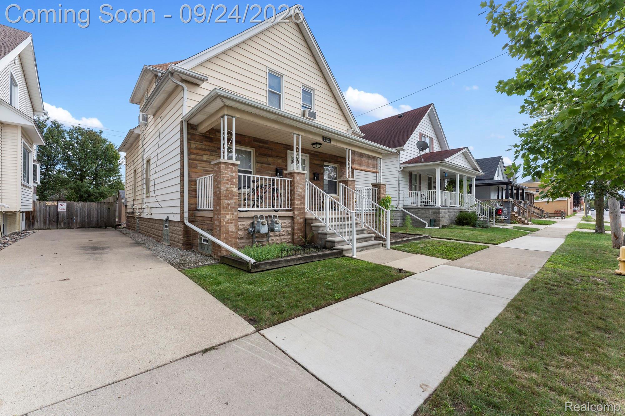 2483 10th Street