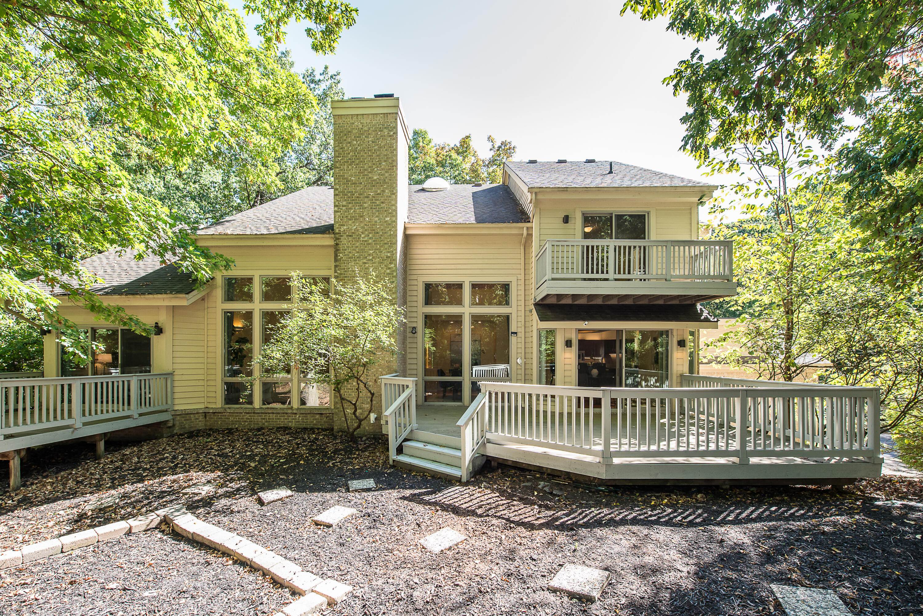 2925 Exmoor Road