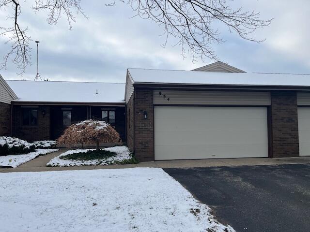 854 Amberwood W Drive SW