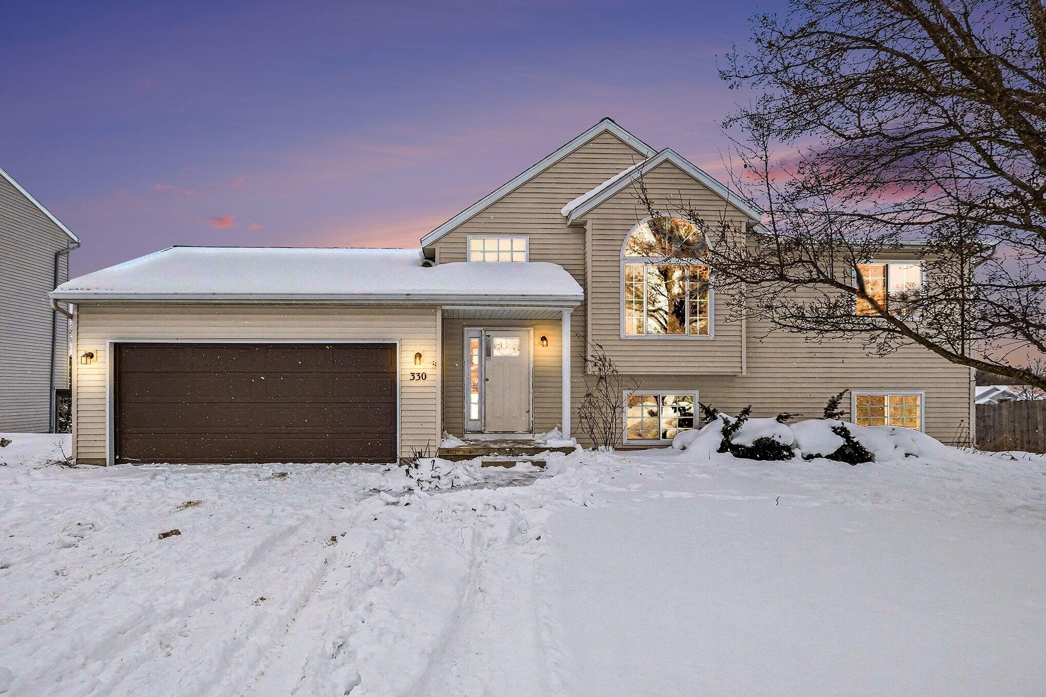 330 Pioneer Trail NE