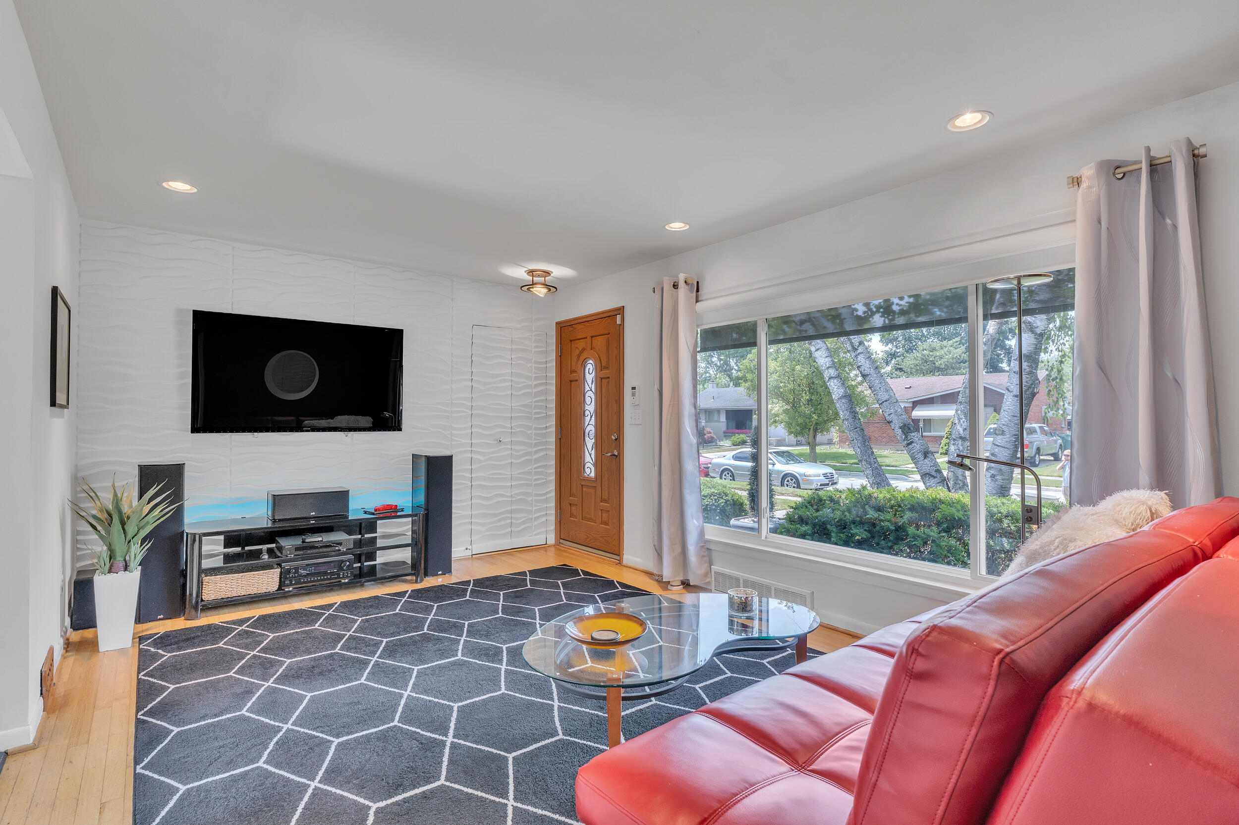 1026 Cardwell Street