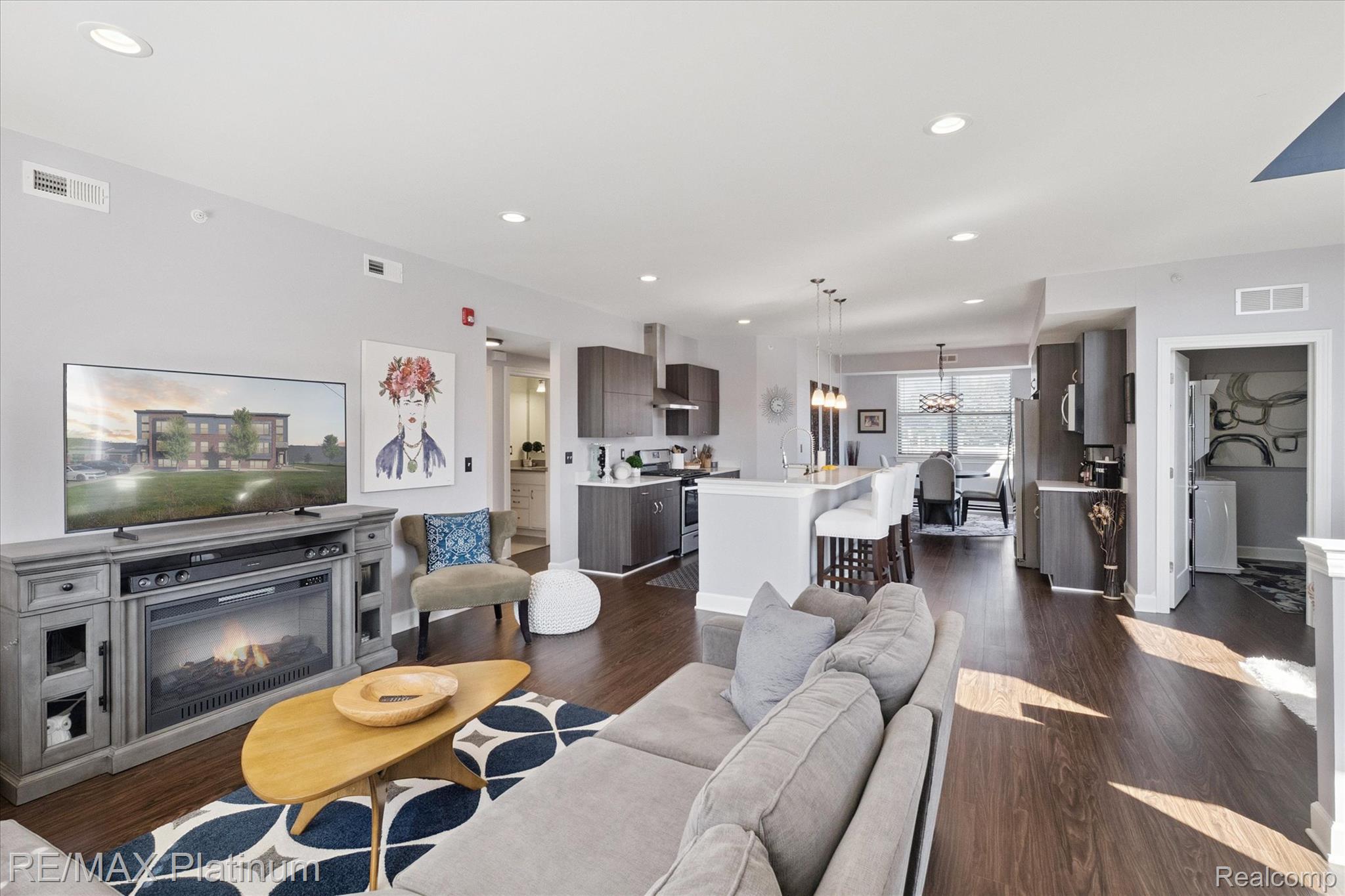 1260 Diamond Court A