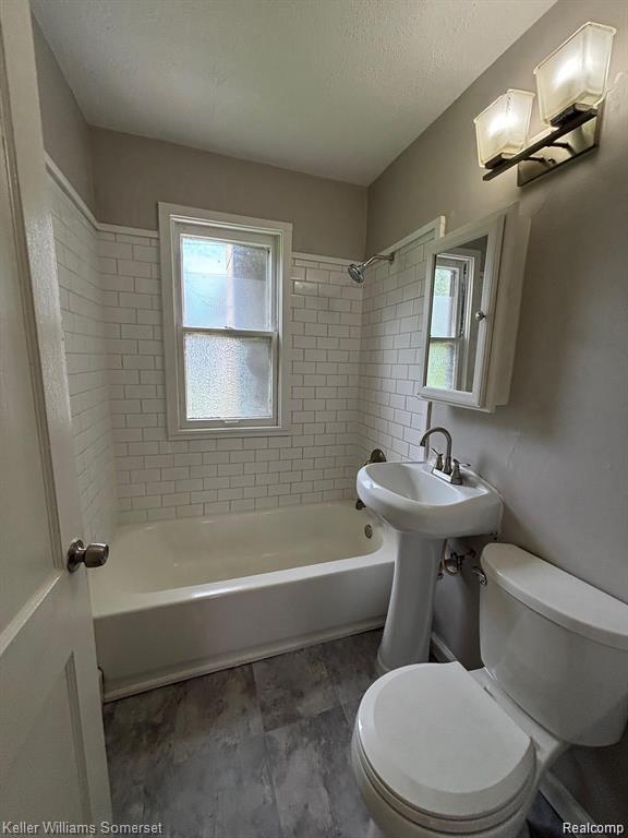 19800 Parkside Street