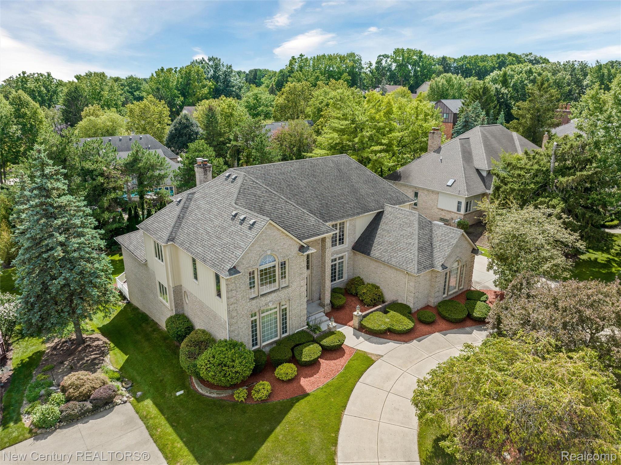 2333 Tall Oaks Drive