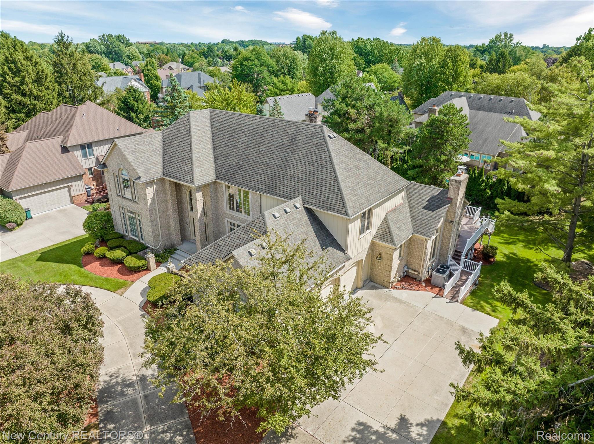 2333 Tall Oaks Drive