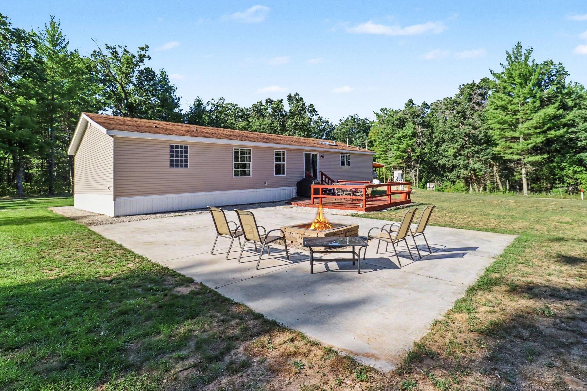 4770 Acorn Hollow