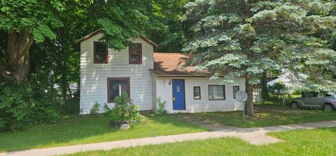 515 Osterhout Street Schoolcraft Village MI 49087