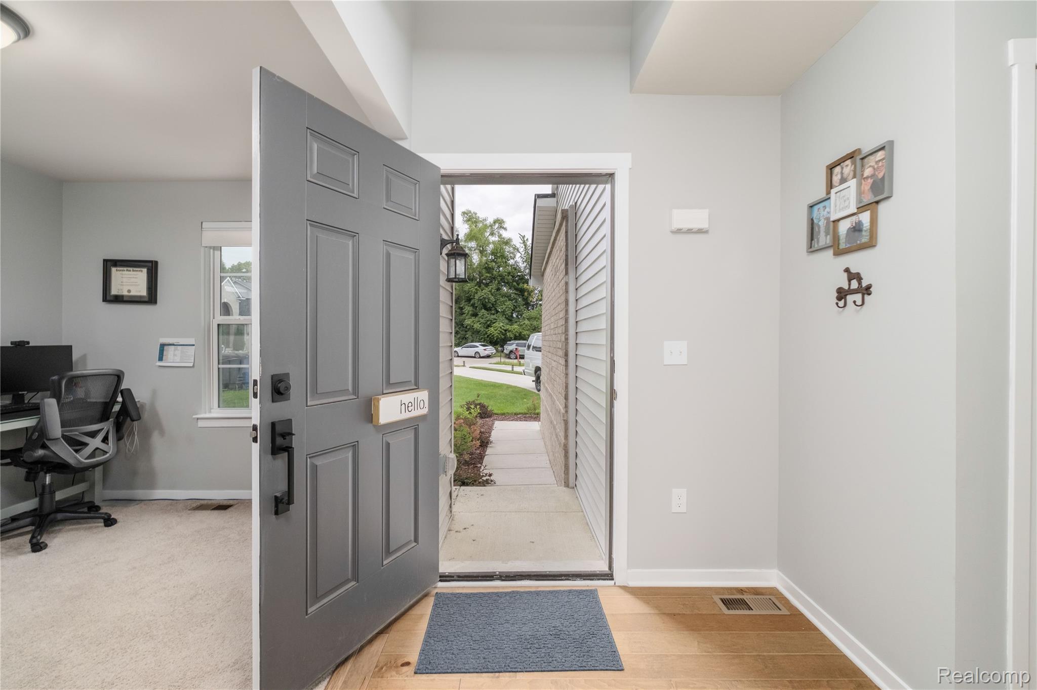 8740 Oak Ridge Trail