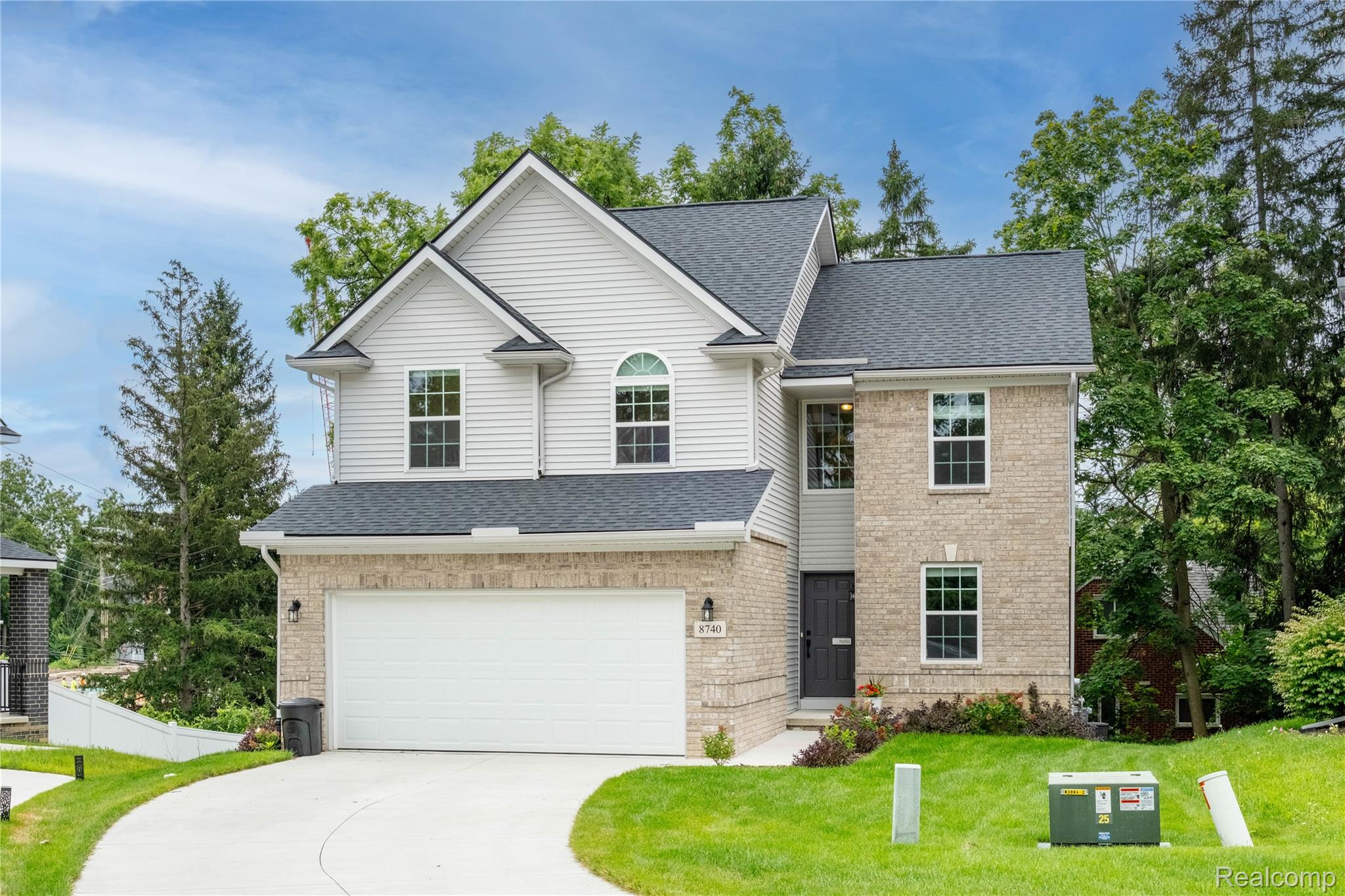 8740 Oak Ridge Trail