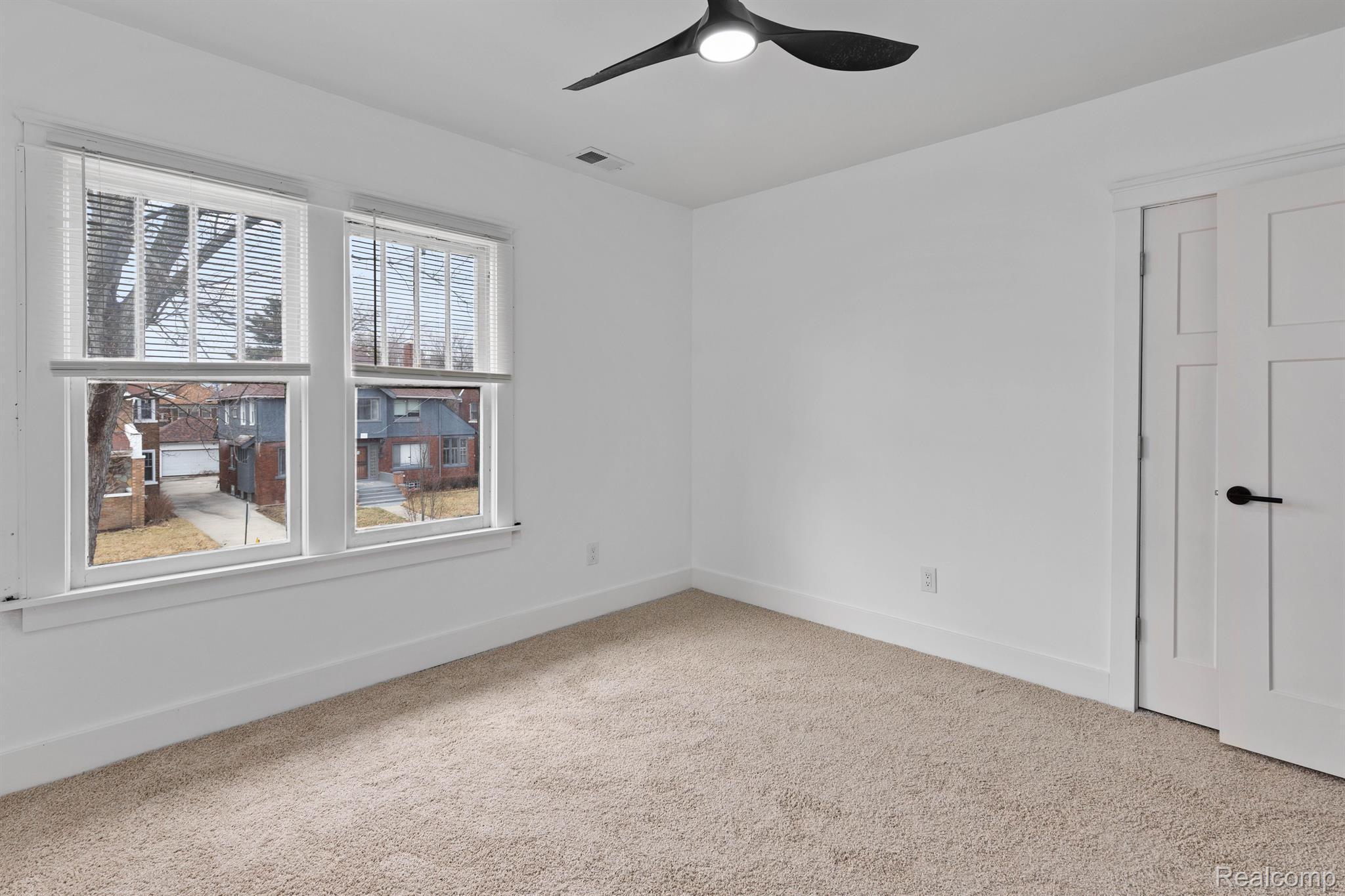 DetroitCity_Wayne, Michigan 48206, United States, 5 Bedrooms Bedrooms, ,4 BathroomsBathrooms,Residential,Active,103908