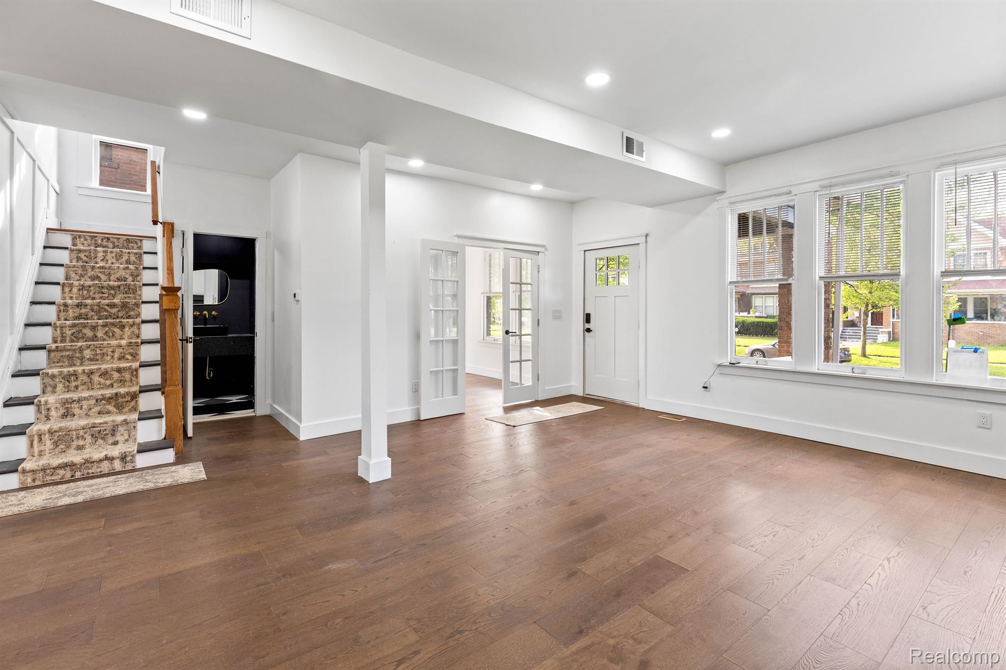 DetroitCity_Wayne, Michigan 48206, United States, 5 Bedrooms Bedrooms, ,4 BathroomsBathrooms,Residential,Active,103908