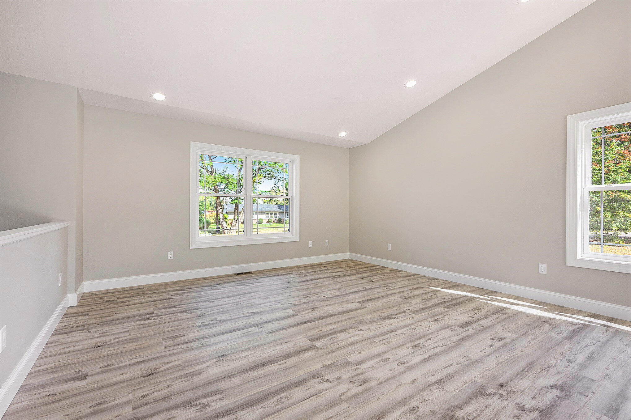 1036 Sir Knight Road