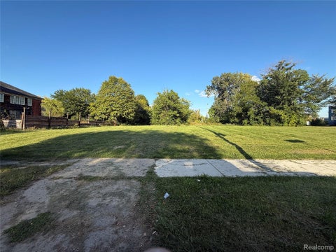 Photo for 1584 W Grand Boulevard