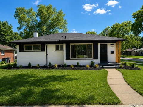 Photo of 13941 Pearson Street, Oak Park City, MI 48237 (MLS # 20261046874)