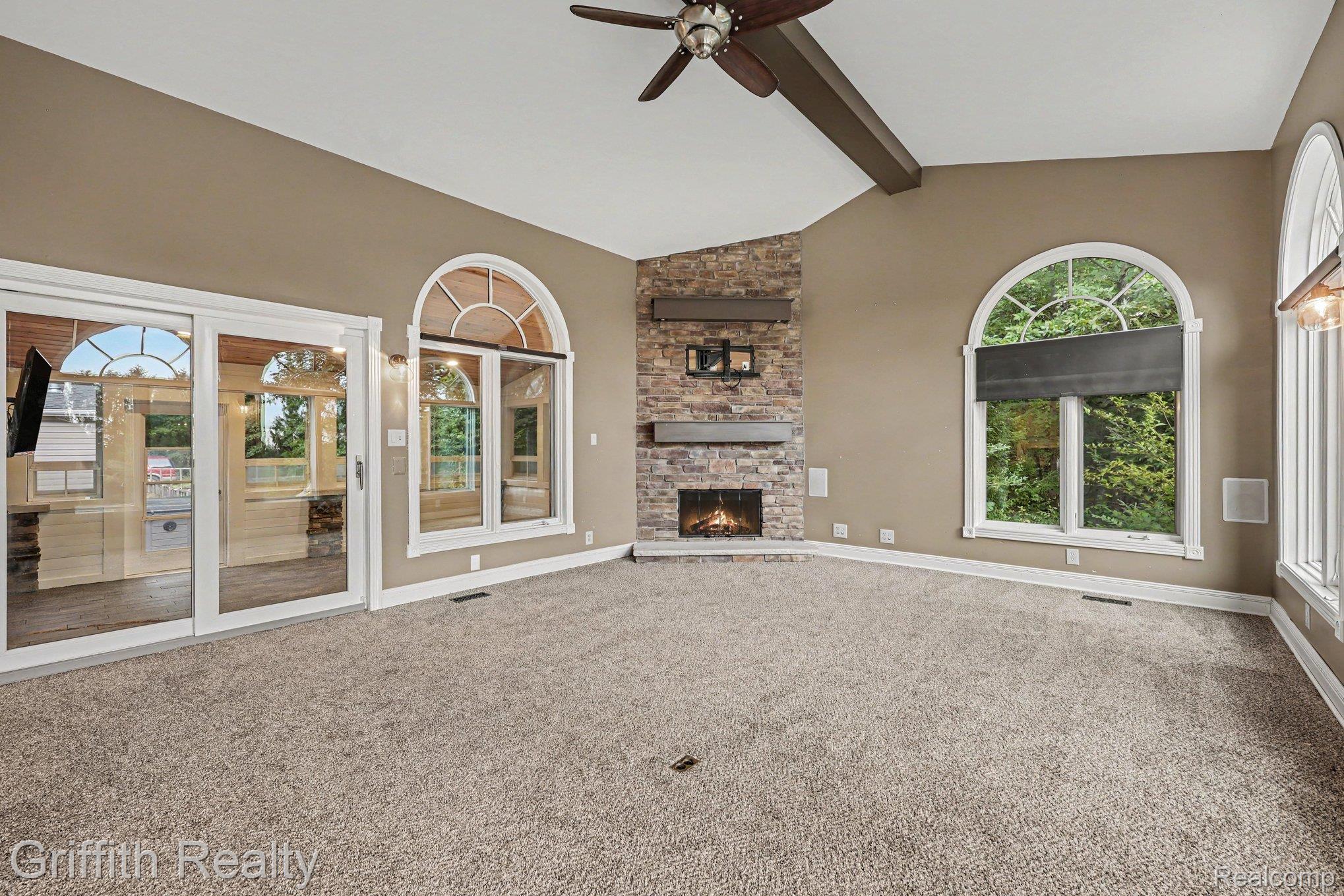 3937 Green Hills Drive