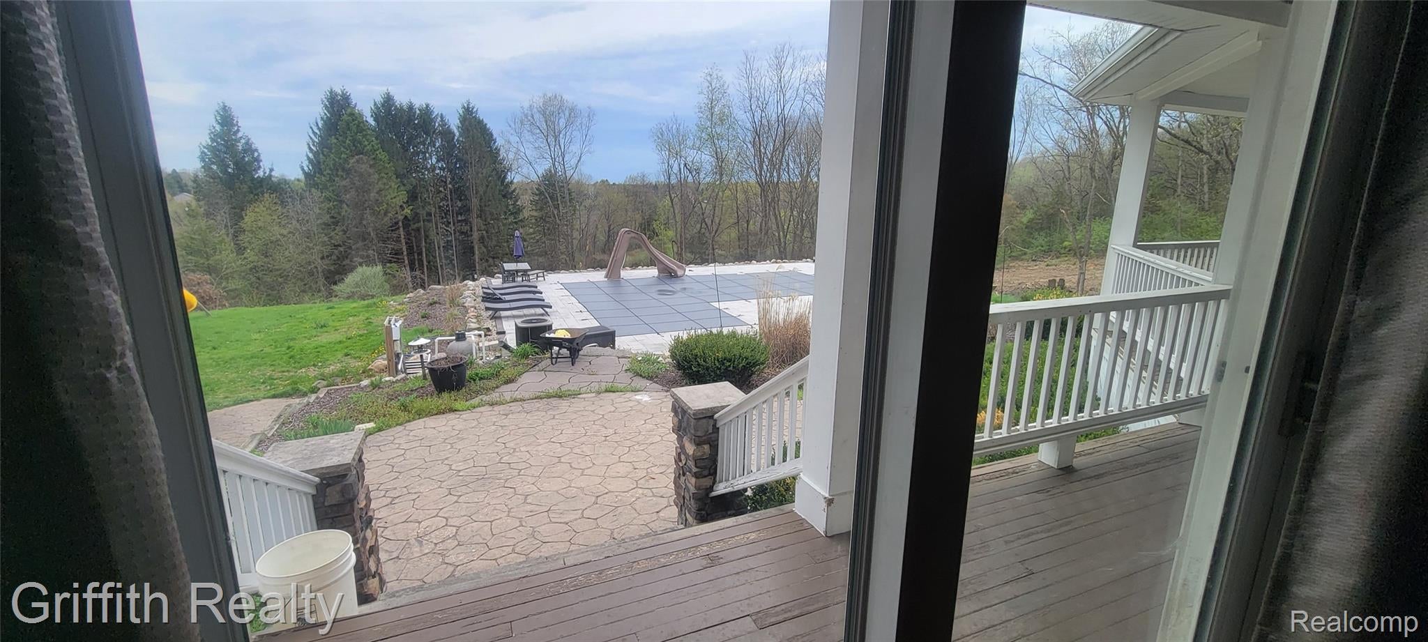 3937 Green Hills Drive