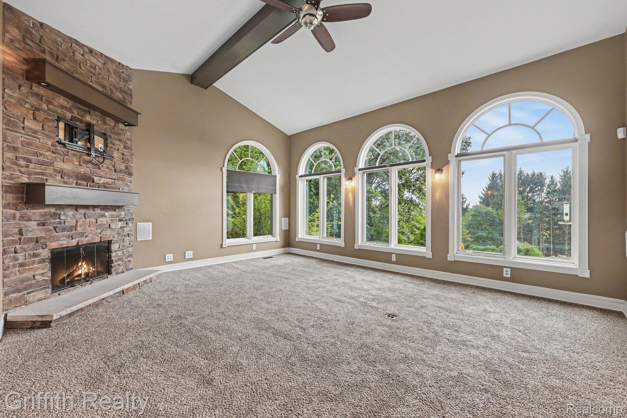 3937 Green Hills Drive