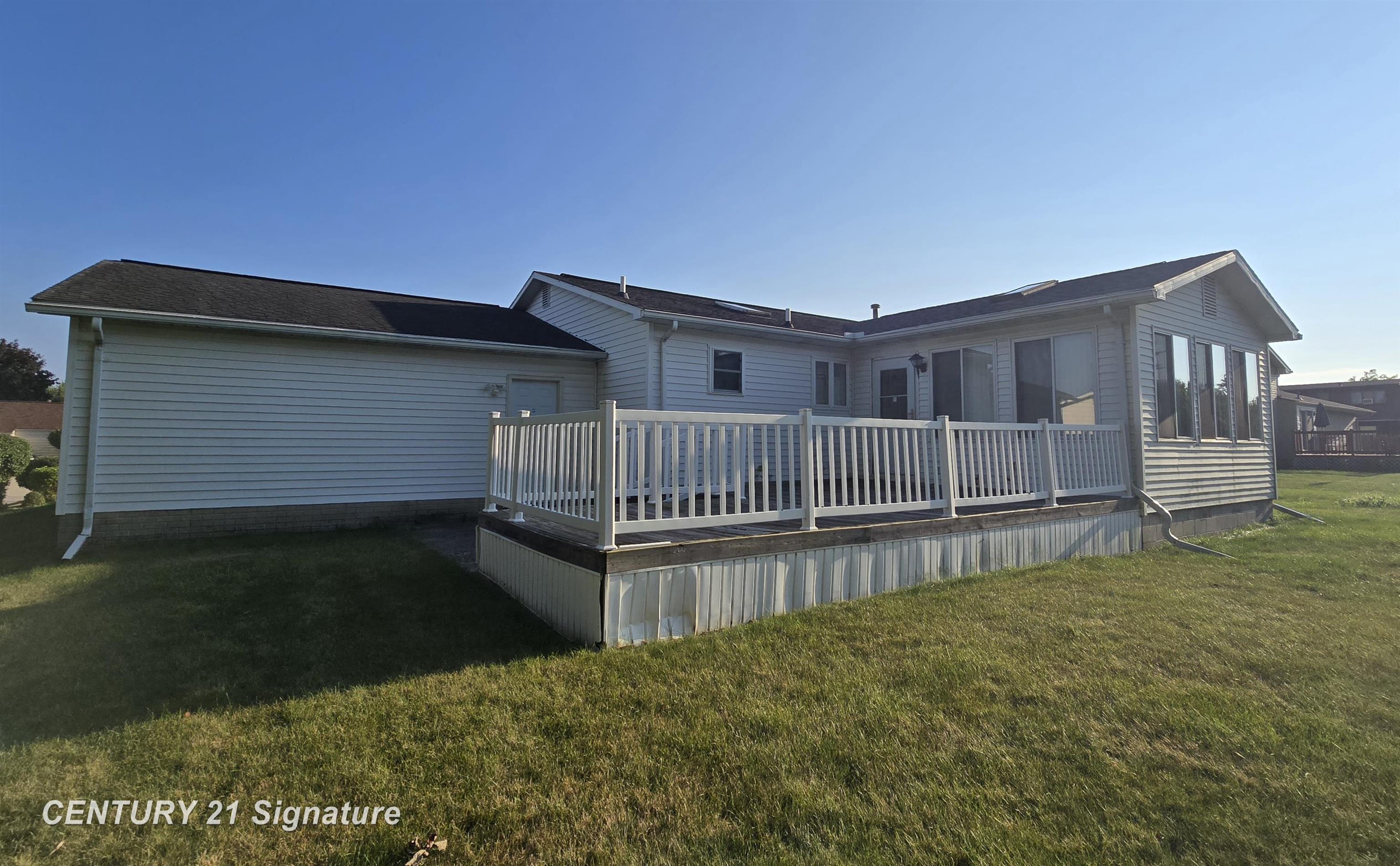 3045 Old Farm Road