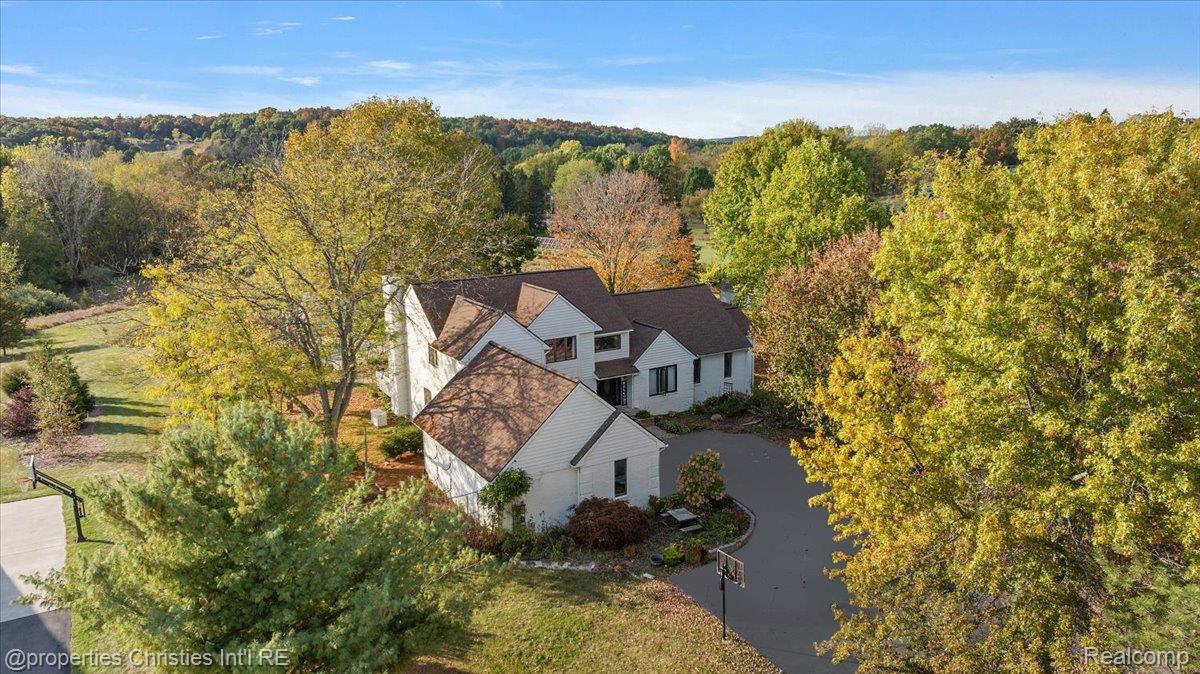 8793 Webster Hills Road