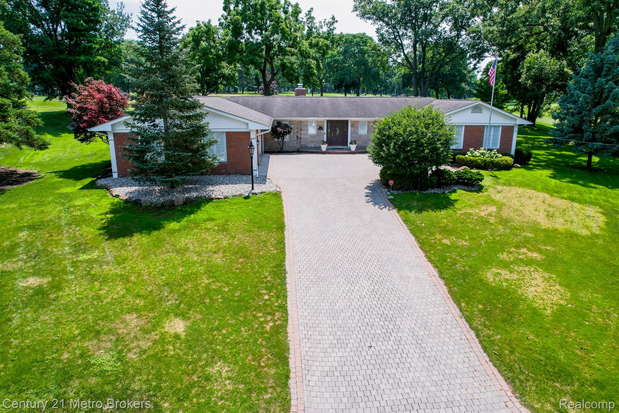 9270 Hidden Valley Court